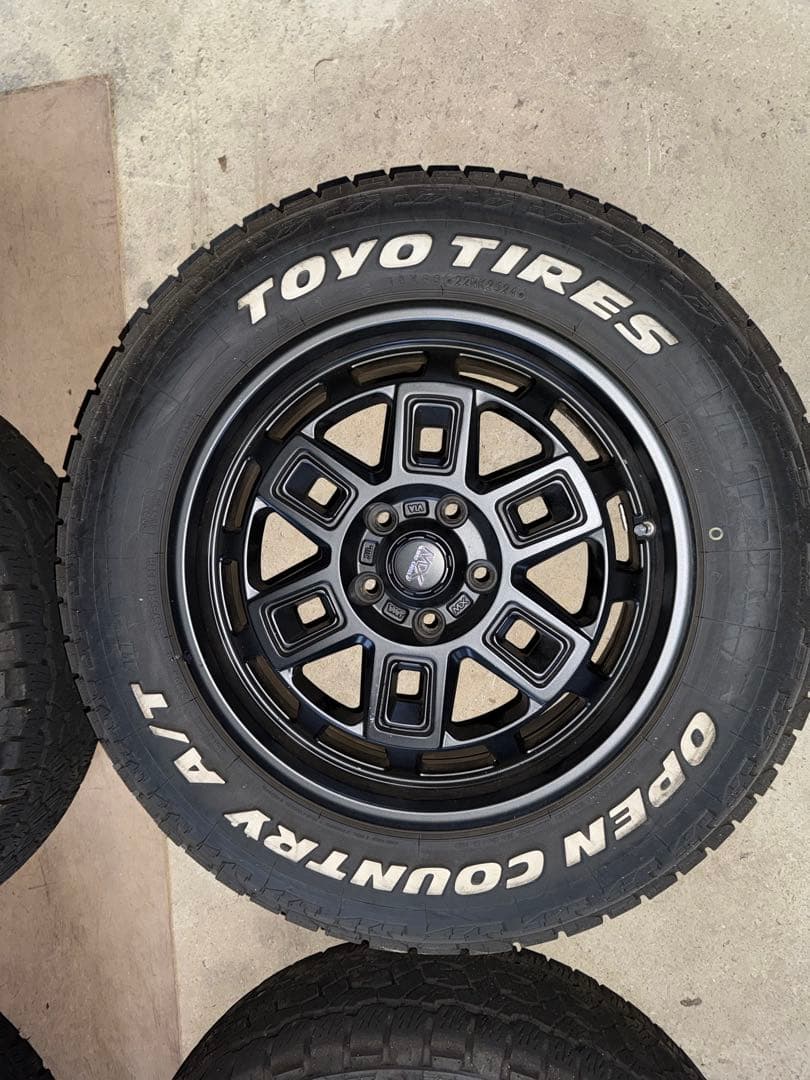 rav4 オフロード　17インチホイールタイヤセット　RH様