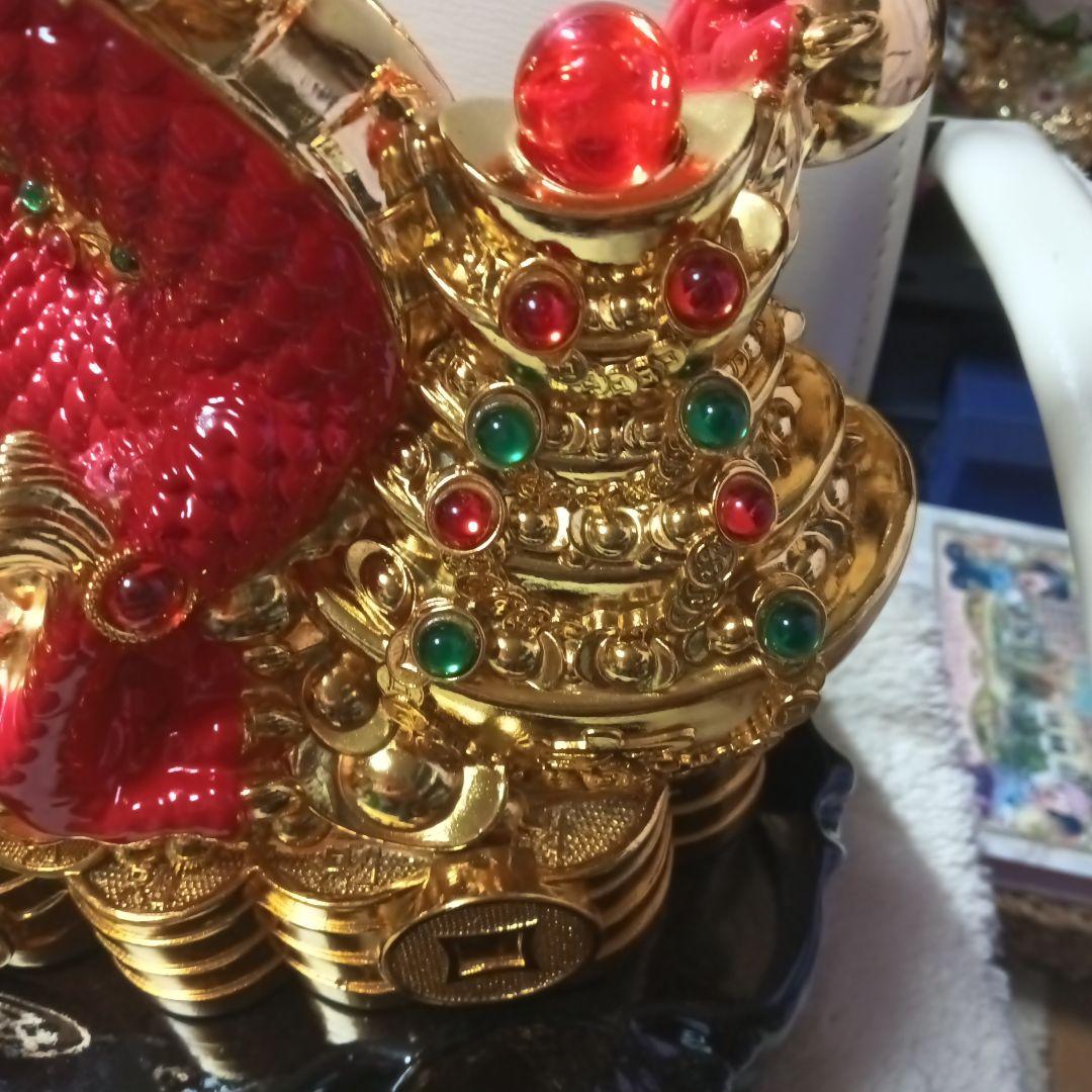 中国工芸品　赤色と金色の赤龍　富と繁栄の象徴　ダンシングドラゴン