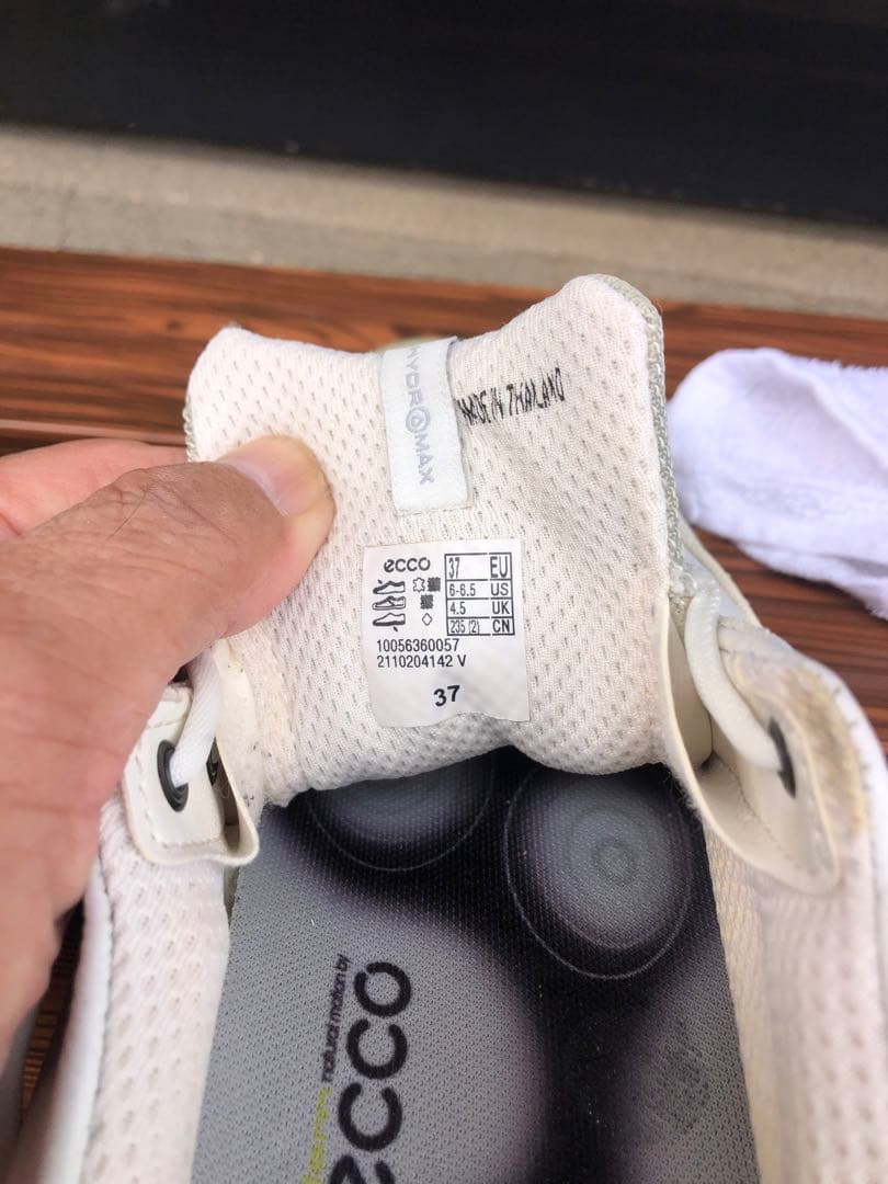 美品 ECCO ゴルフシューズ 37 23.5cm スパイクレス