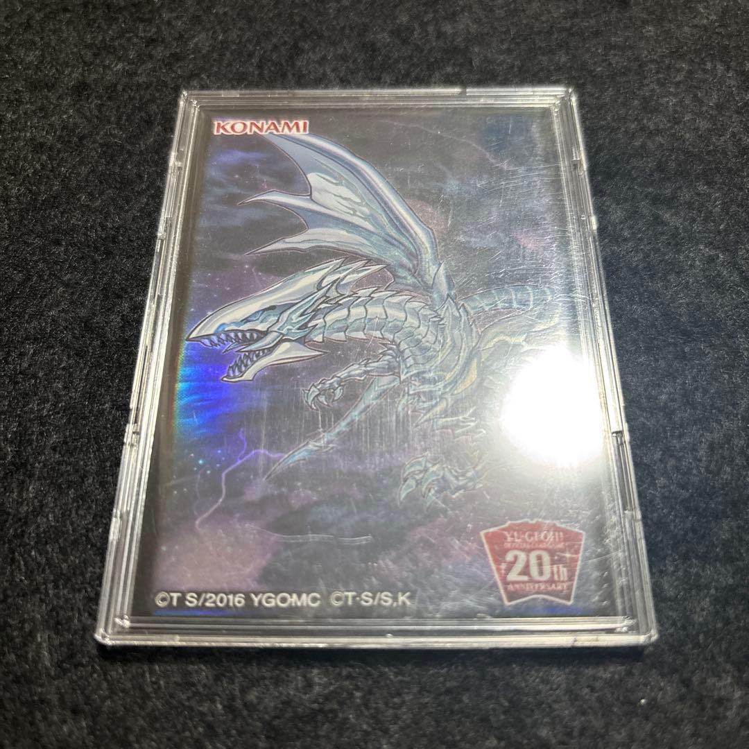 遊戯王　ブラックマジシャン　レリーフ　美品