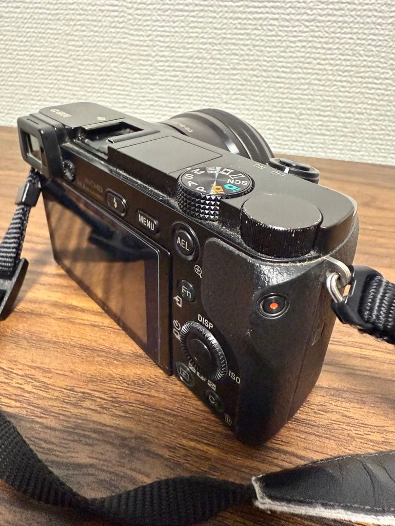 SONY α6000 ミラーレス一眼カメラ 16-50レンズ付き