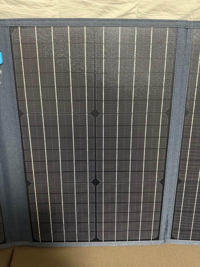 Anker PowerSolar 100W ソーラーパネル　マジック跡有