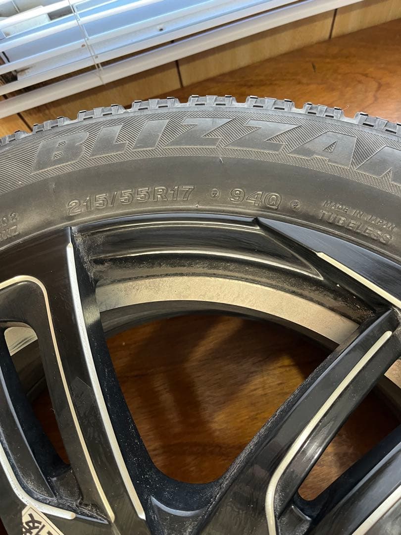 【送料込】ブリジストン スタッドレスタイヤ ホイールセット17インチ　オデッセイ