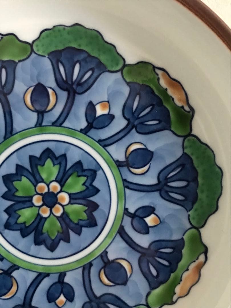 【新品】　希少品【新品・源右衛門】有田焼　染錦絵　飾り皿　深皿　木箱付き