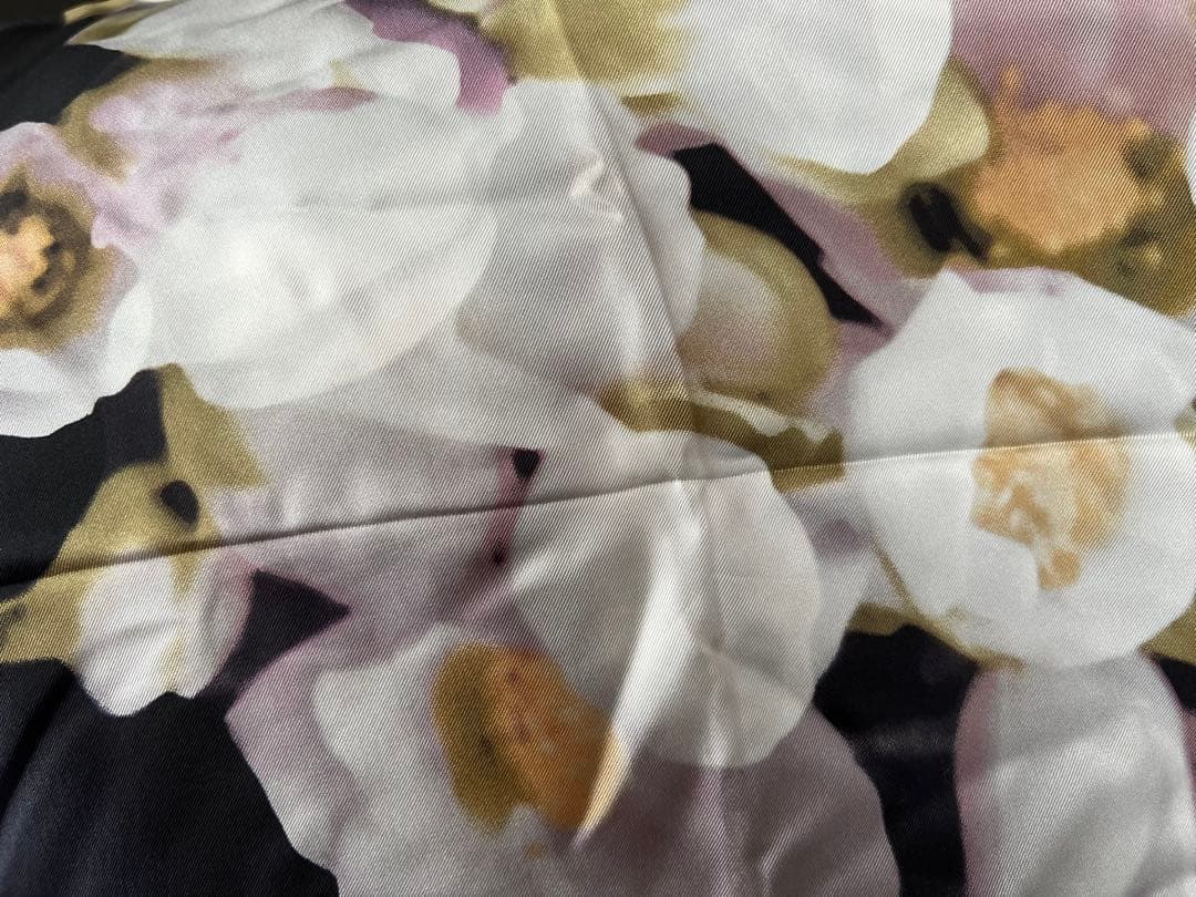 シャネル大判スカーフ