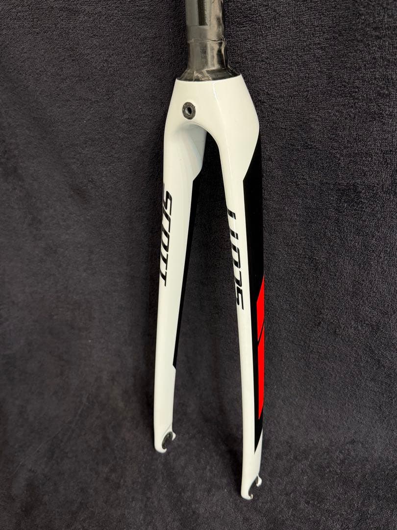 SCOTT ADDICT フロントフォーク(リム)修復用や軽量化に！