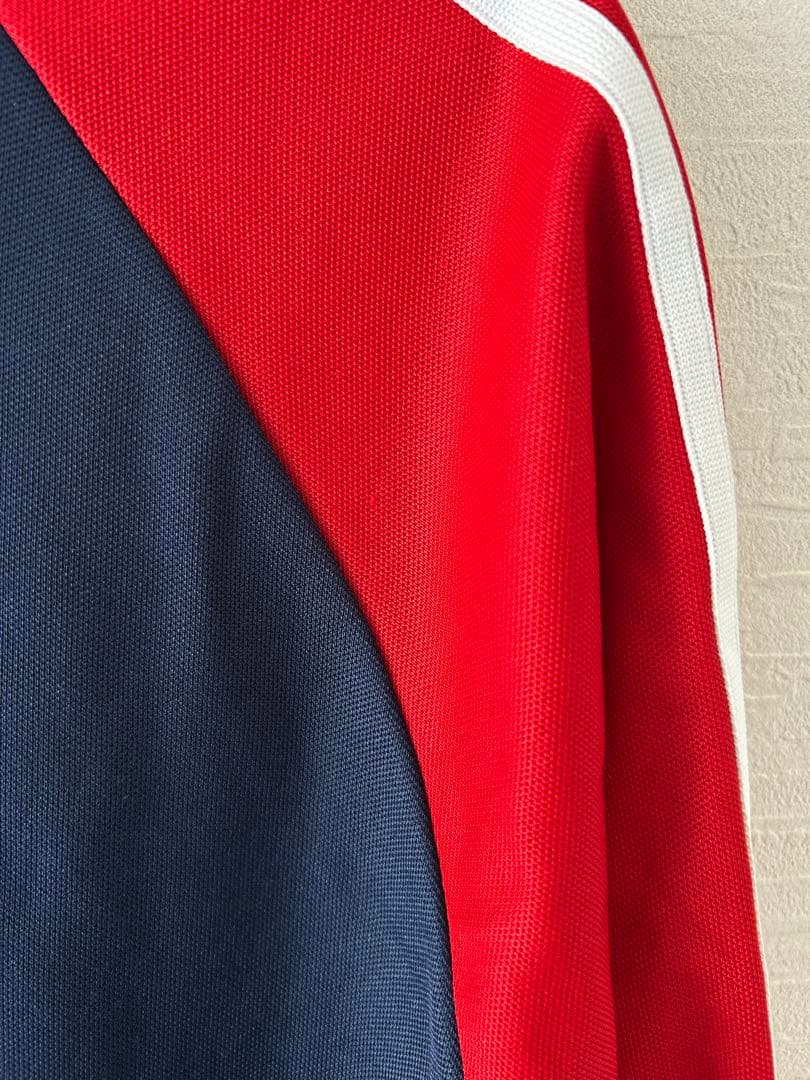 ☆新品☆送料無料☆adidas(アディダス)バイエルンミュンヘンスウェット☆