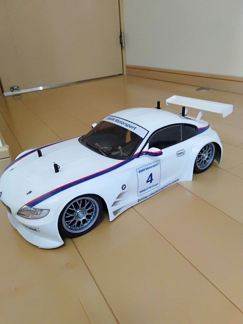 ラジコン　本体のみ