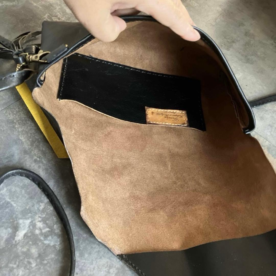 本革☆レザーバッグ　ショルダーバッグ　レザーポシェット　ヌメ革ブラック