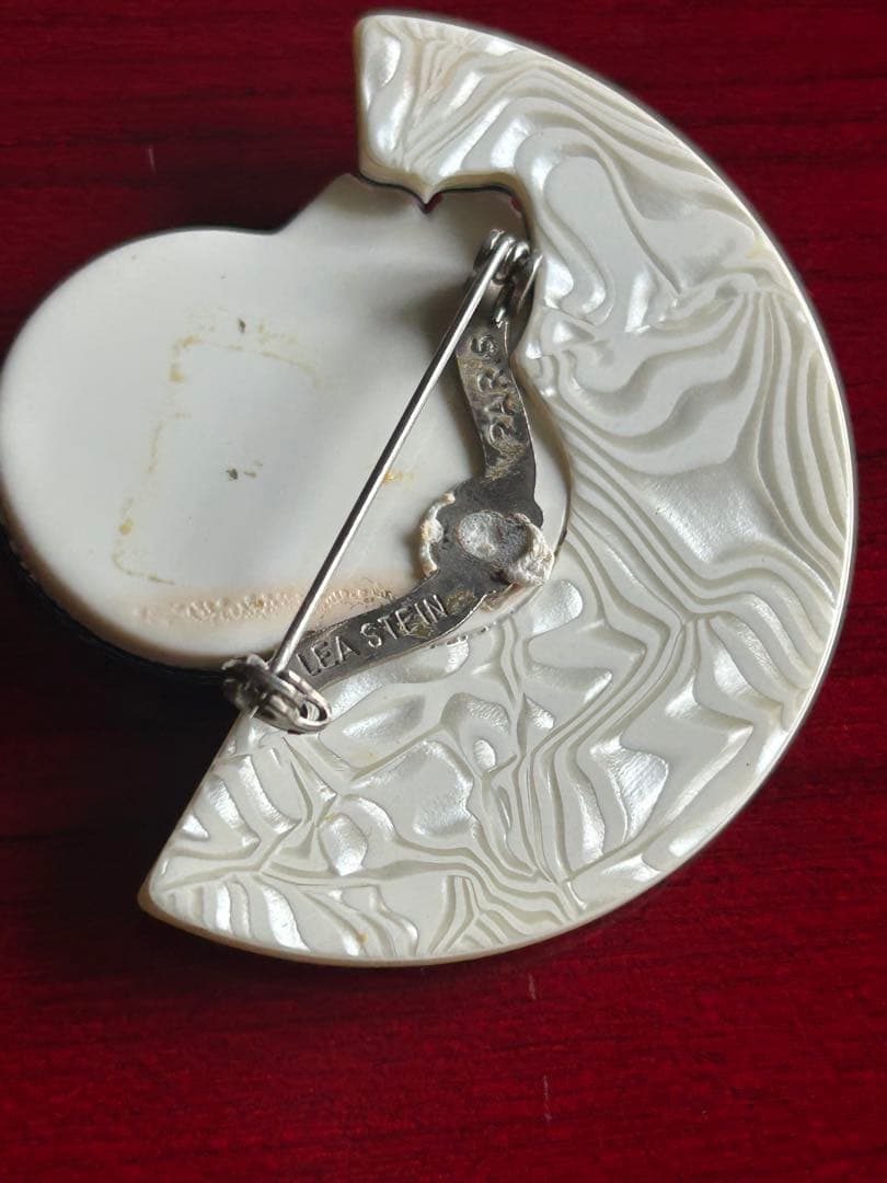 LEA STEN PARIS リアスタンヴィンテージブローチアールデコレディー