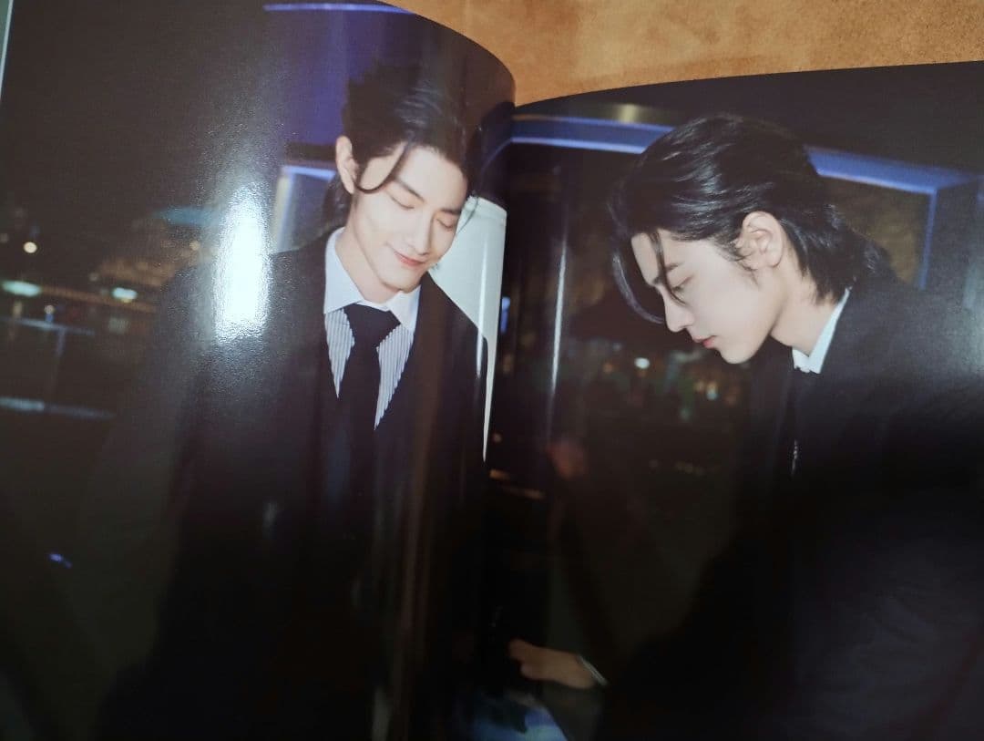 陳情令　肖戦最新作　ラルフローレンシンガポール写真集　A4サイズ28p