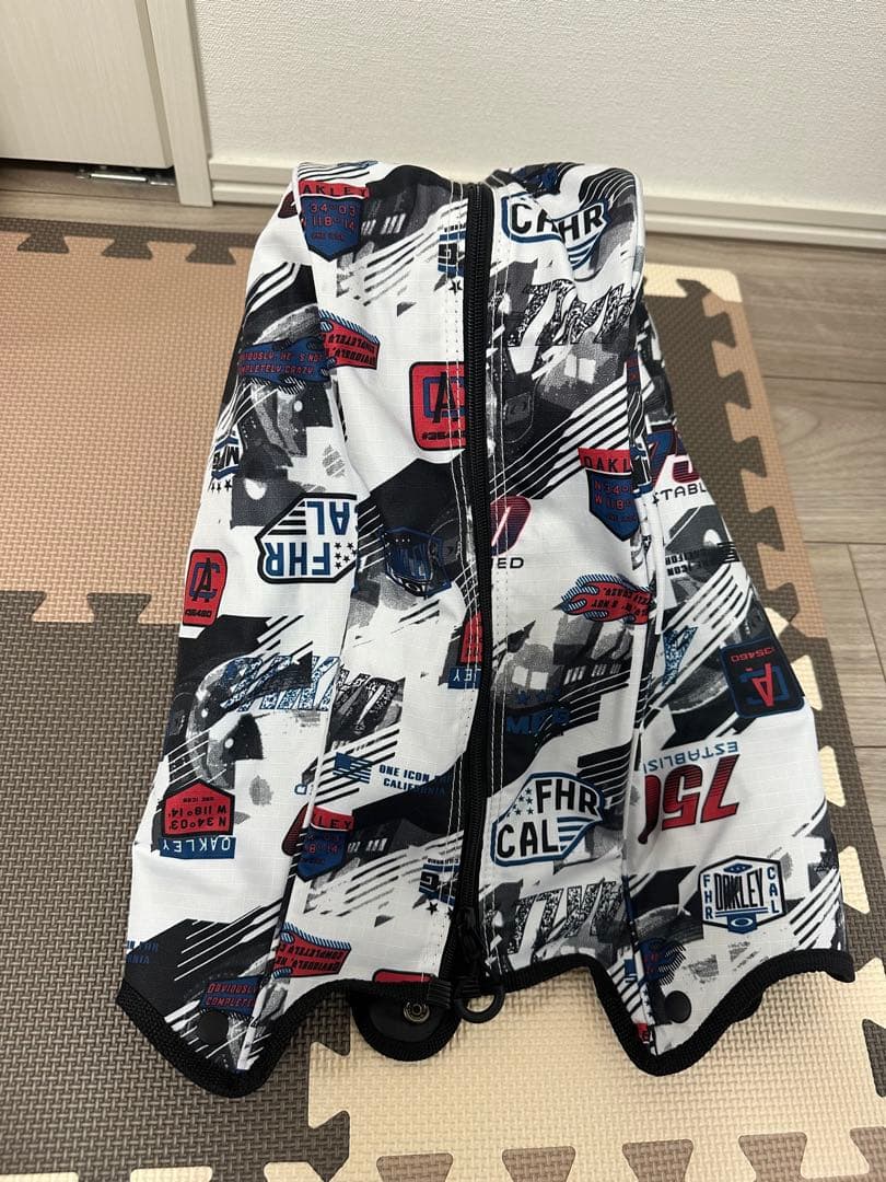 yohei.0040さん専用【美品】OAKLEY グラフィックプリント