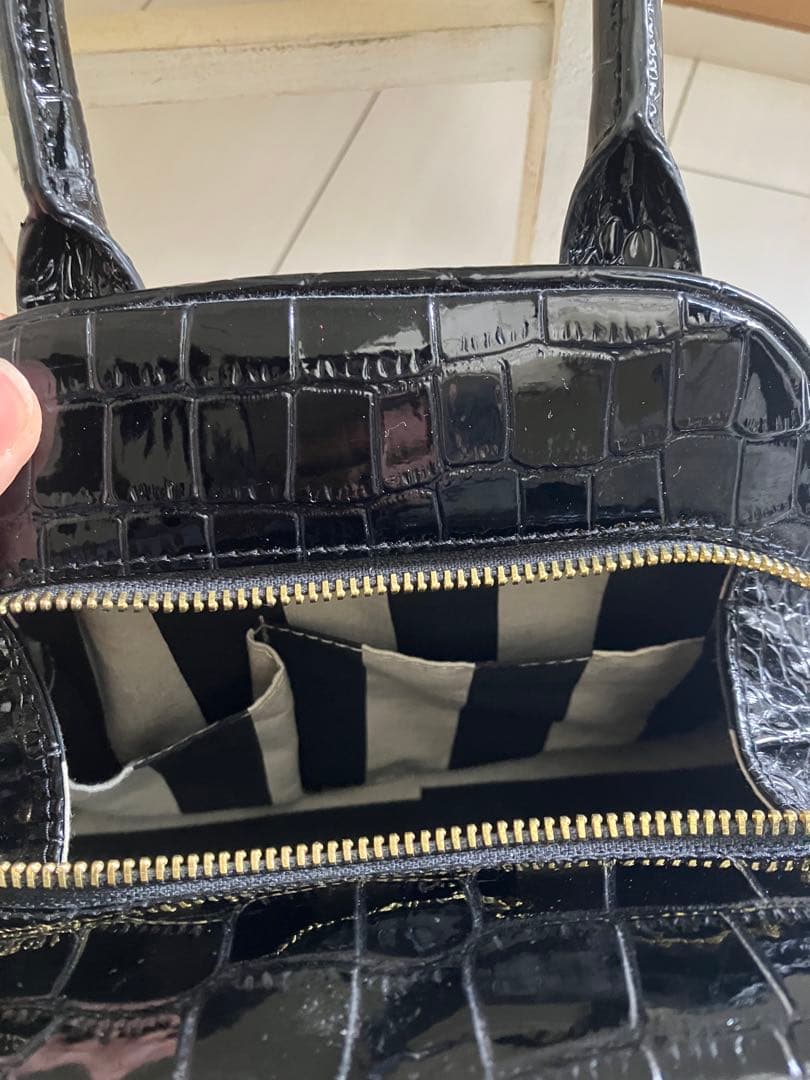 Vivienne Westwood ブラックハンドバッグ　オーブ