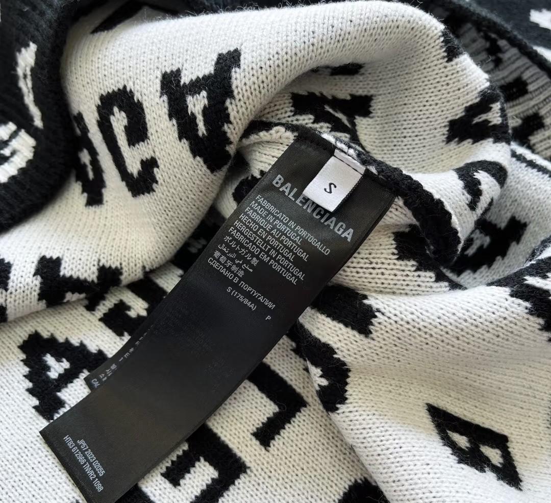 BALENCIAGA ロゴニットセーター ブラック