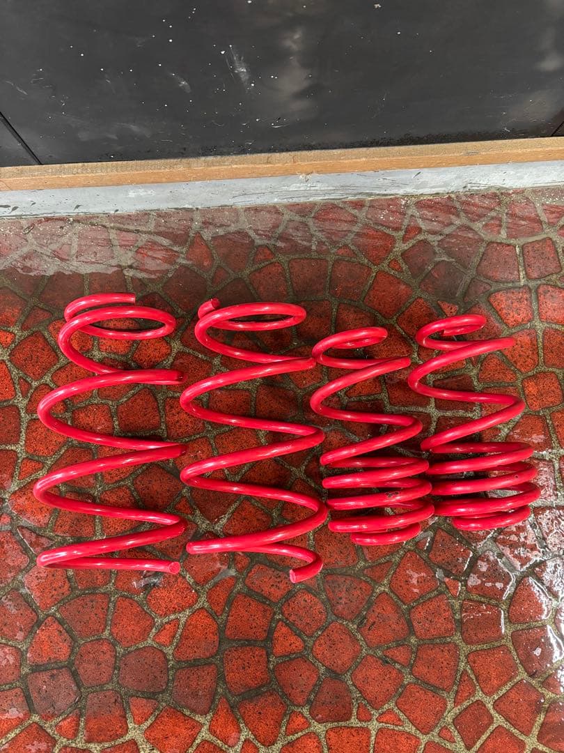 ZRR80W VOXYダウンサス ノア　エスクァイア