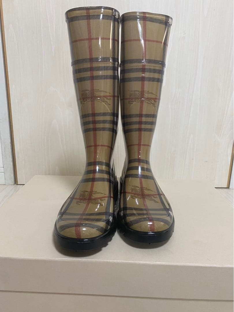 本日限定お値下げ¥10,000→8,500チェック柄ラバーレインブーツ