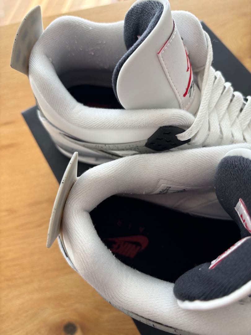 シューズ(男性用) NIKE AIR JORDAN 4 RETRO 28cm