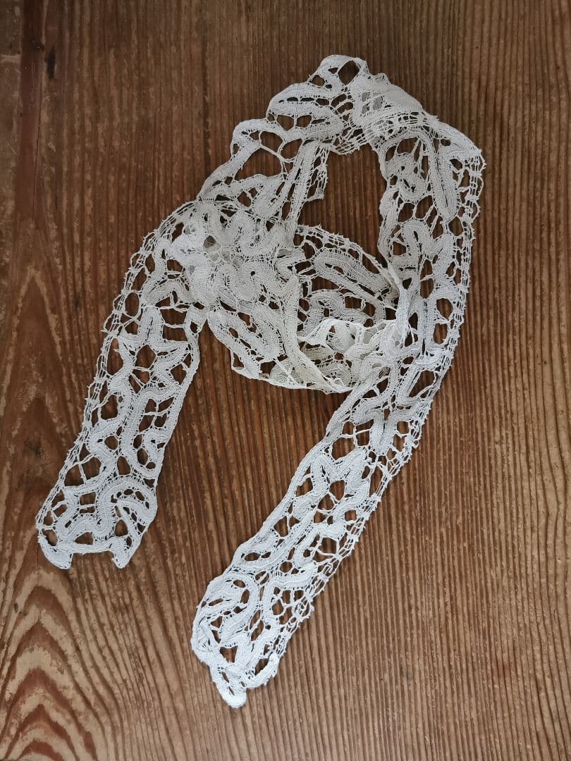 アンティーク ボビン編みリネンレース 艶と光沢のあるショール アイボリーエクリュ