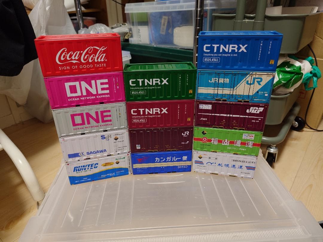 ブリックコンテナダイソー：26台　コキ：2両