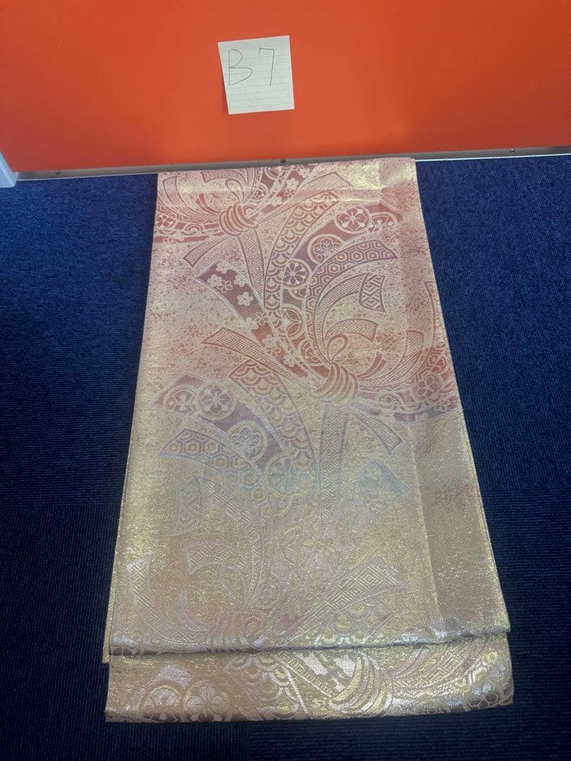 2662袋帯 古代彫金紋 西陣織 金糸　高級上質上品　約440cm 未使用