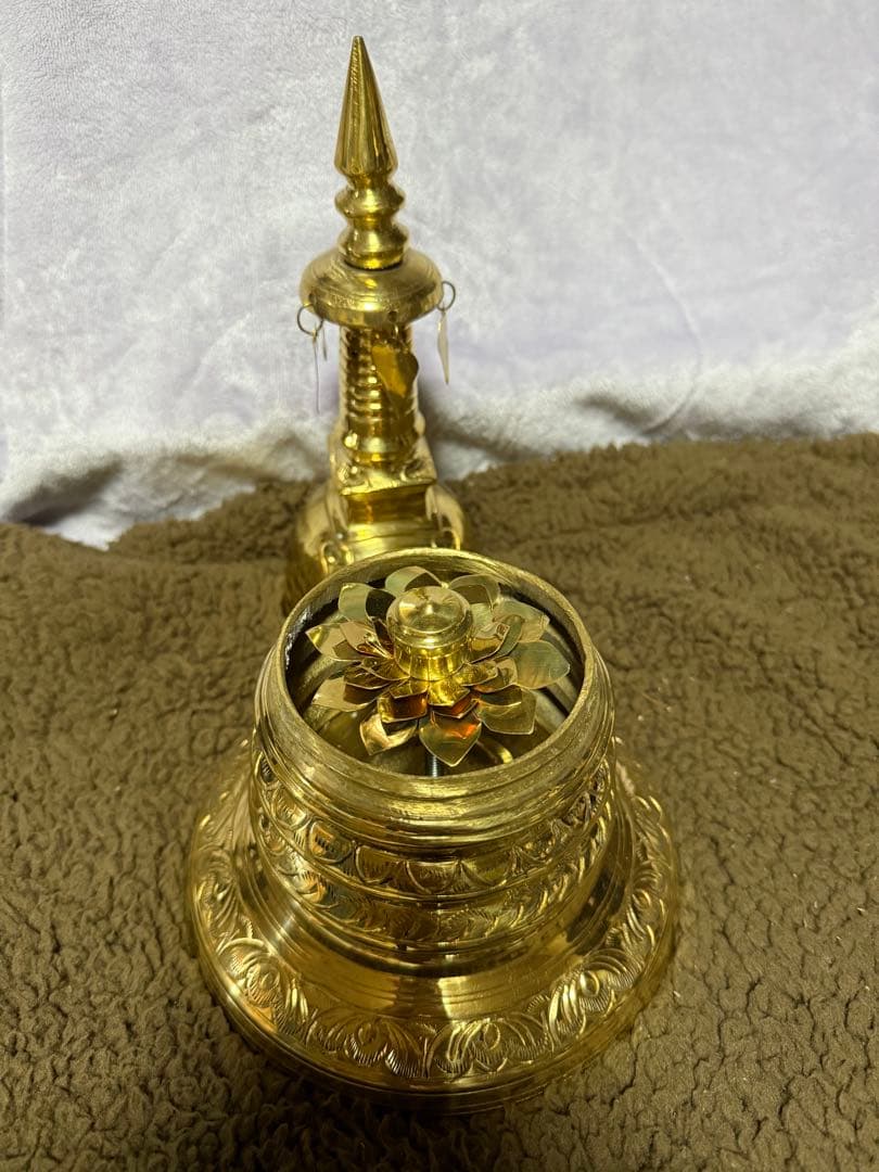 仏塔　仏舎利塔　ストゥーパ　スリランカ製　期間限定品