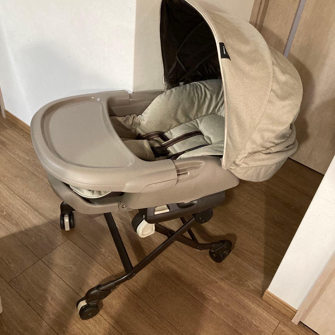 Combi ベビーラック ベージュ