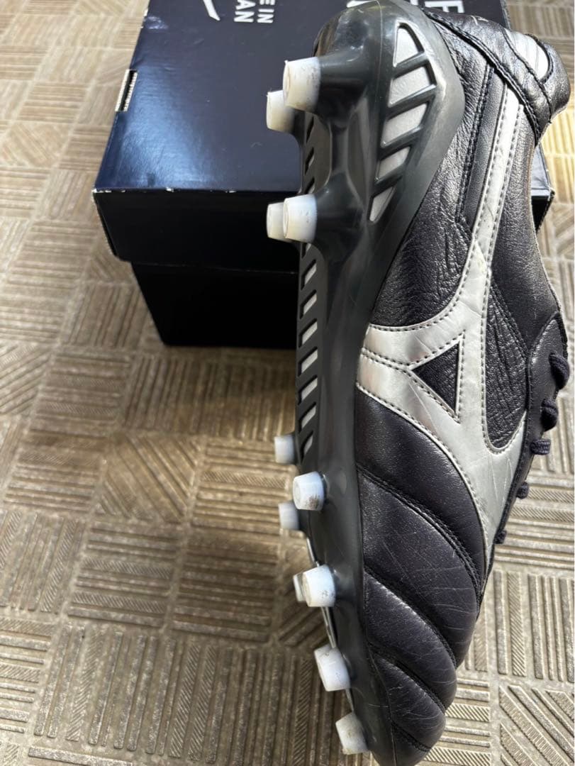 【限定品】MizunoモレリアDNA JAPAN 26.0cm 販売終了カラー