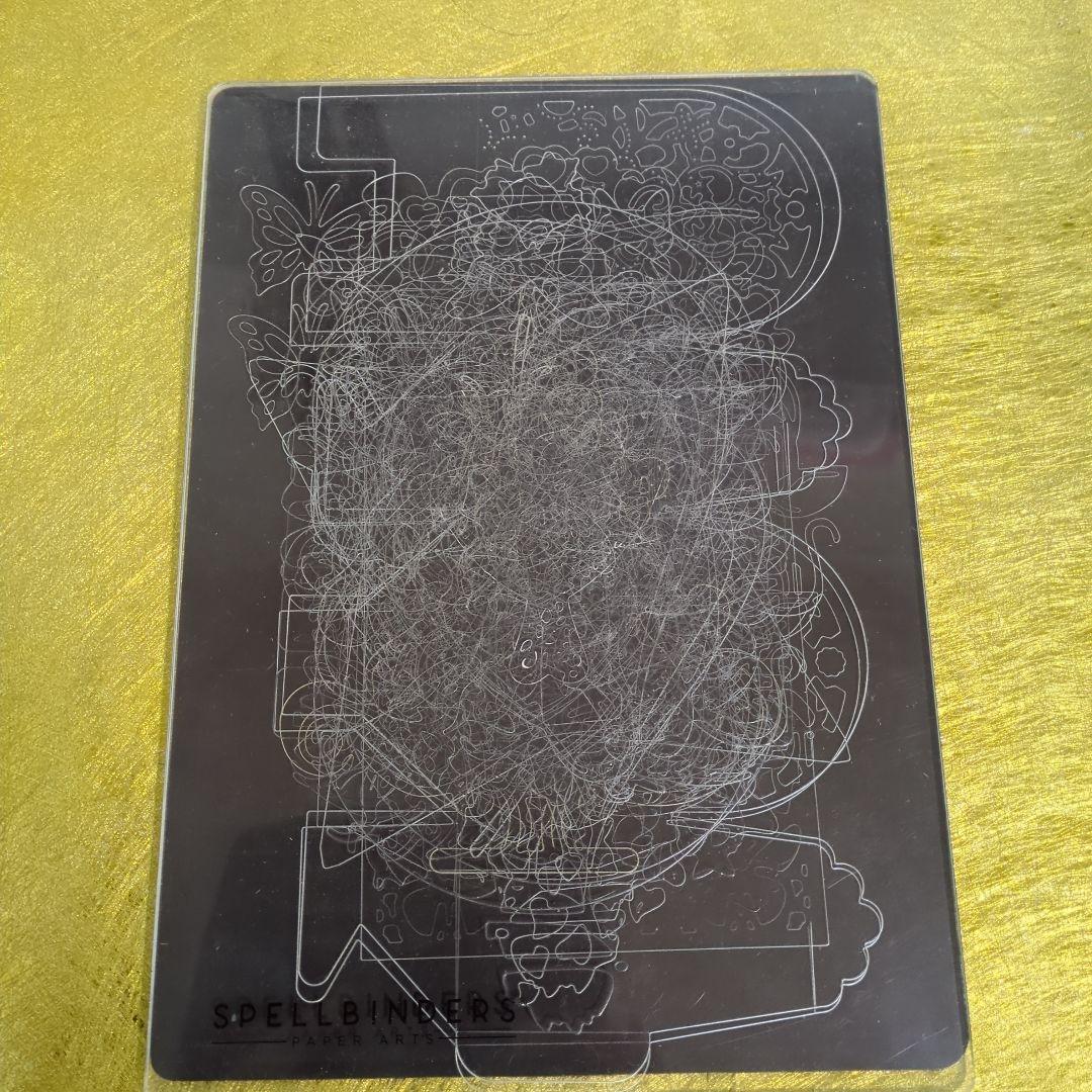 SPELLBINDERS PLATINUM SIX ダイカットマシン