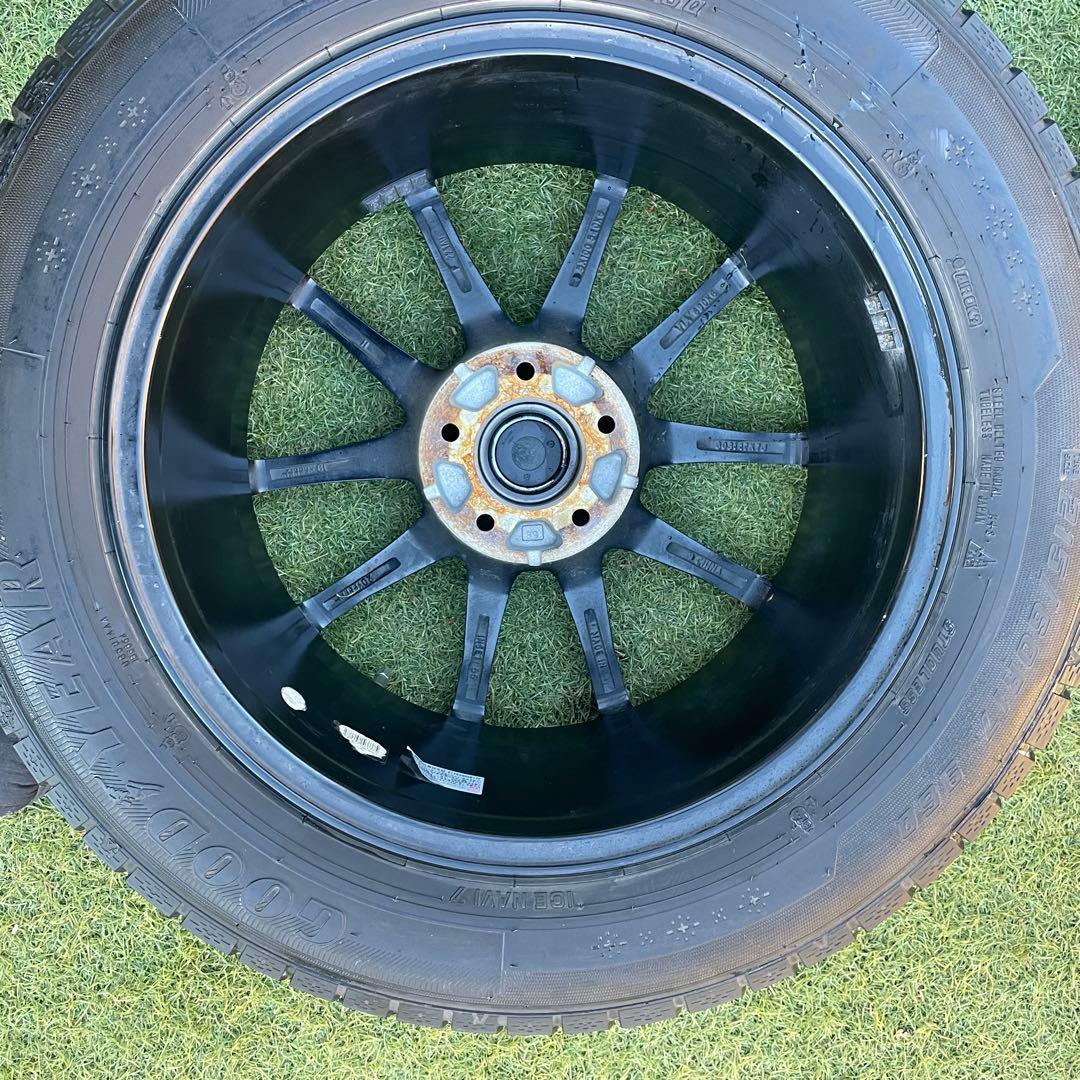 ①215/60R17 スタッドレスタイホイールセット グッドイヤー (1/4)