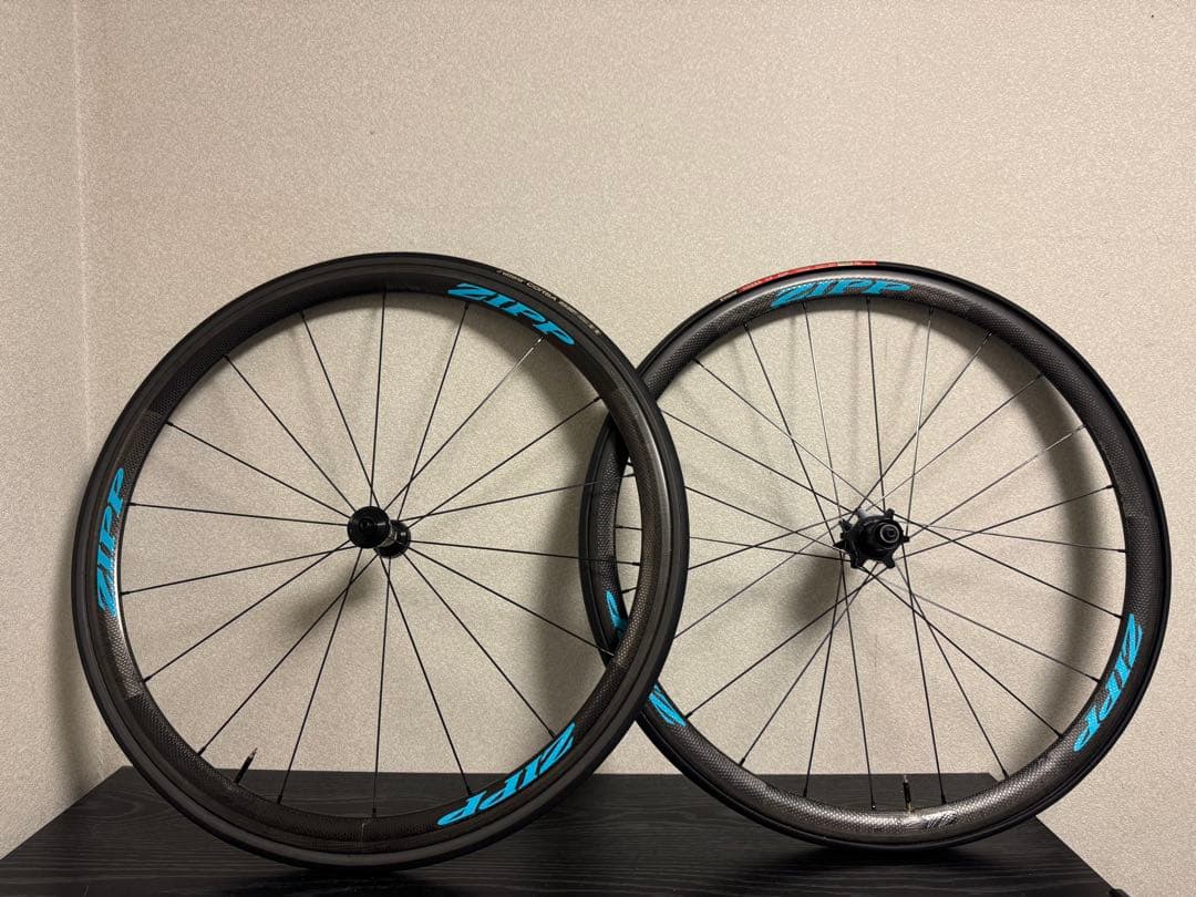 ZIPP202 カーボンホイール チューブラー シマノ11〜12速　リムブレーキ