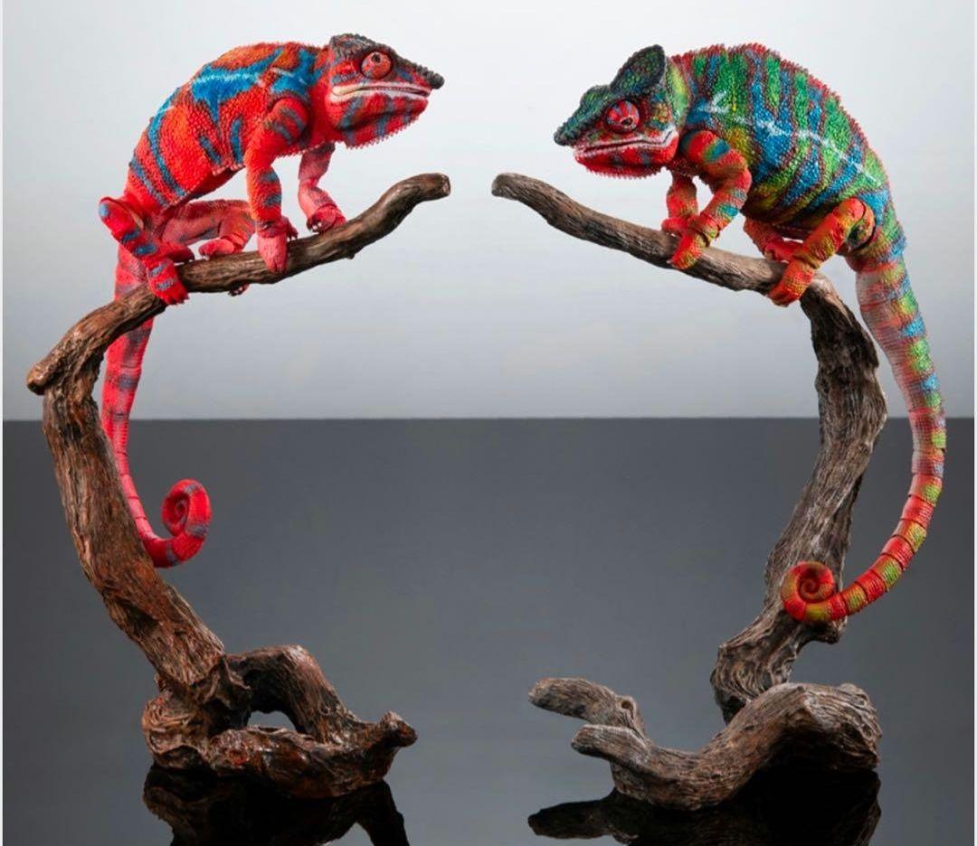 新品未開封いきもの大図鑑プレミアムパンサーカメレオン　グリーンレッド　2体セット