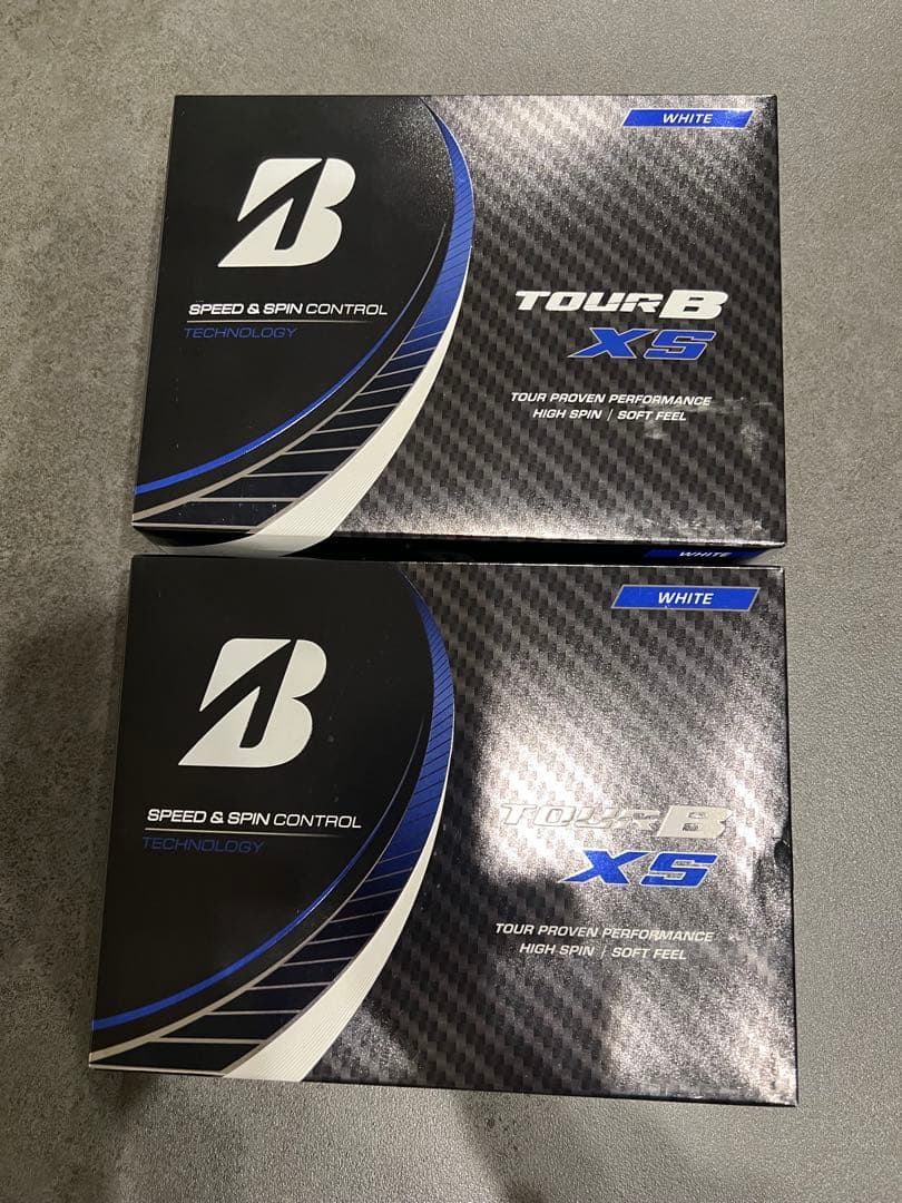 ブリヂストンゴルフボールTOURＢ　XS2022年モデル12球入り2ダースセット