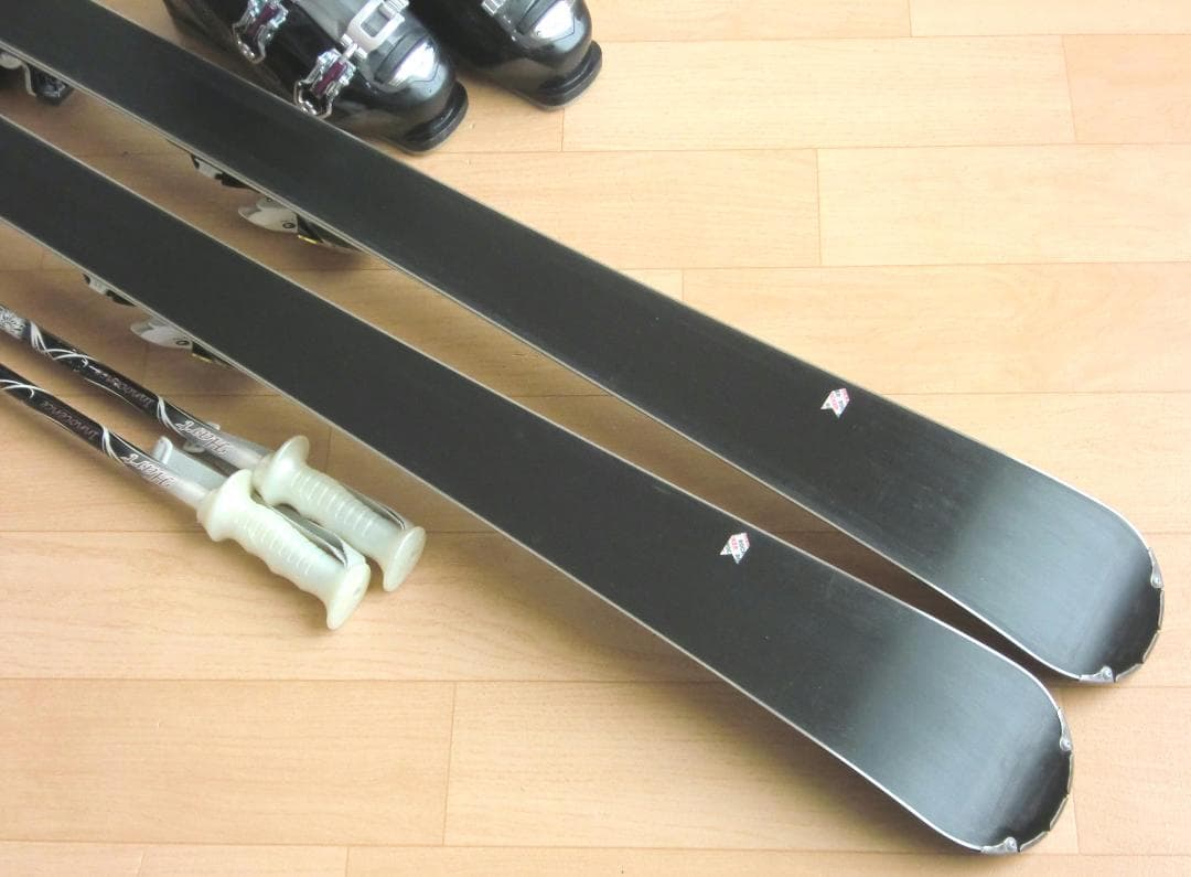 ■送料無料■ロシニョール■女性用スキーセット■板156靴25-25.5■メンテ■