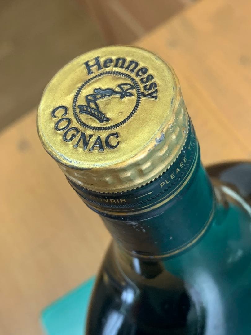 未開栓 ヘネシー XO グリーンボトル 金キャップ 700ml 古酒
