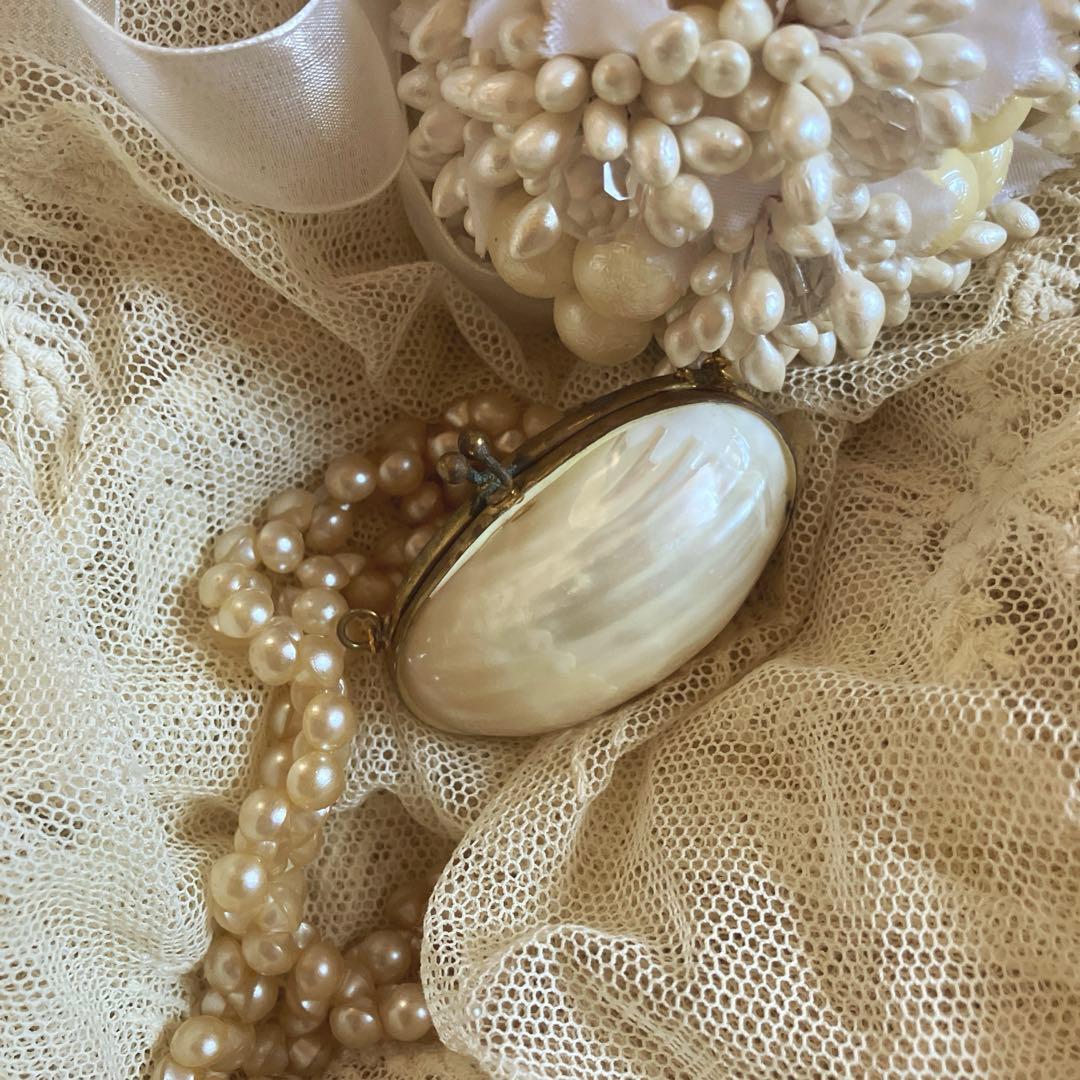 フランスアンティークマザーオブパール　白蝶貝　チェーン付き