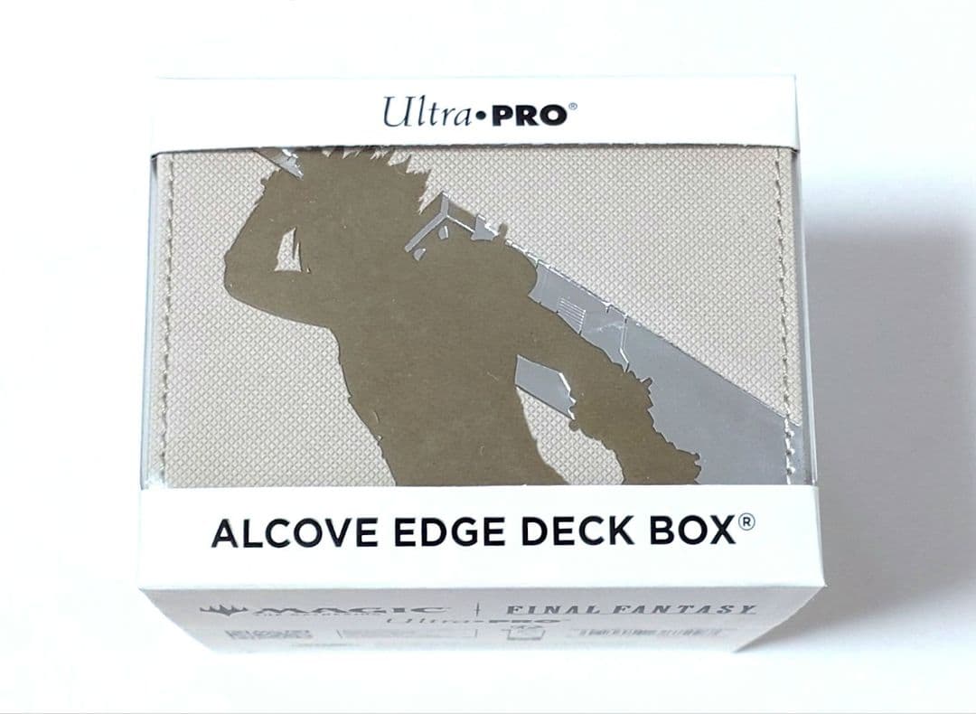 MTG 星の勇者、クラウド フリップデッキケース ウルトラプロ FF 新品