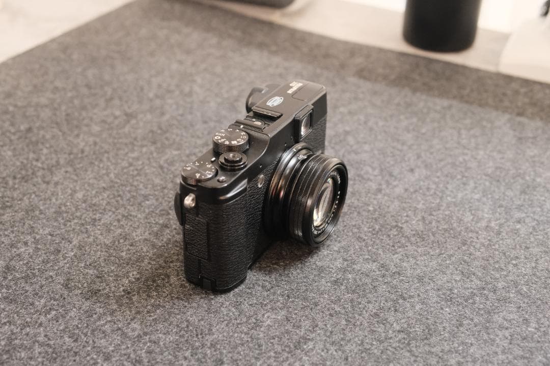 【美品】富士フイルム X10 ブラック