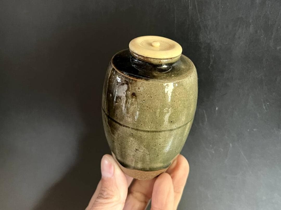 茶入■肩衝茶入 小代焼 流れ釉 茶瓶 お茶道具 糸切り高台 時代物 骨董品■