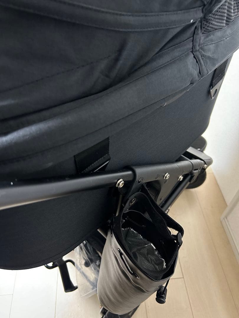 本体AIRBUGGY エアバギードーム3 ラージ アースブラックレイカバー付