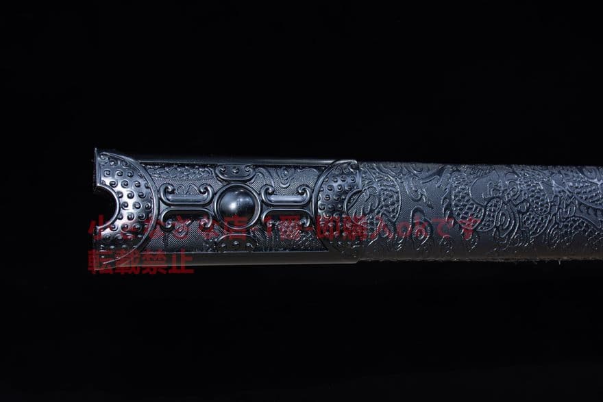 古兵器   武具　刀装具　日本刀　模造刀 墨竜唐刀 横刀  直刀