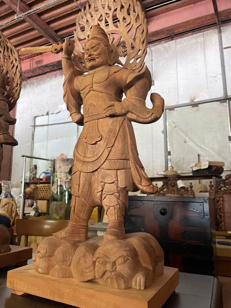 不動明王立像　２体　高さ67cm 仏教美術 仏像 木彫 寺院