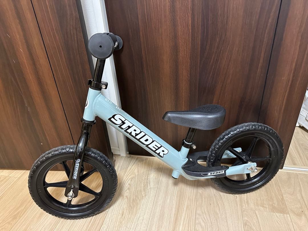 STRIDER バランスバイク 12インチ ブルー ＋ヘルメット