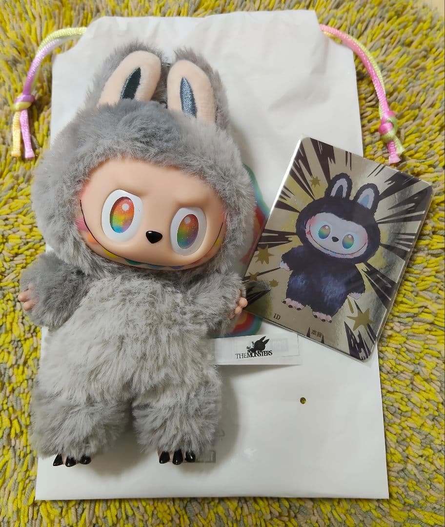 ラブブLABUBU Big into Energy シークレット☆