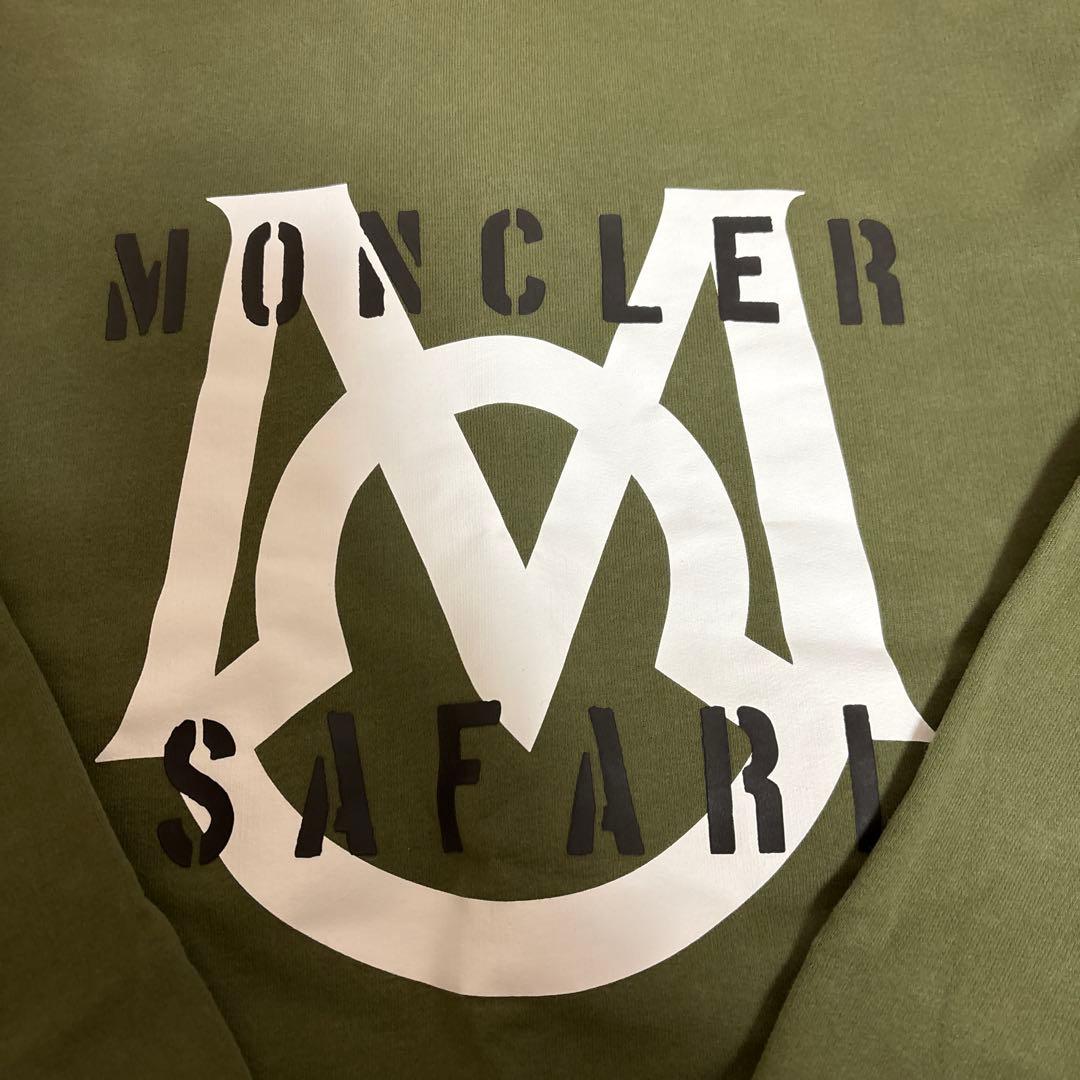 モンクレールメンズトレーナー　カーキ