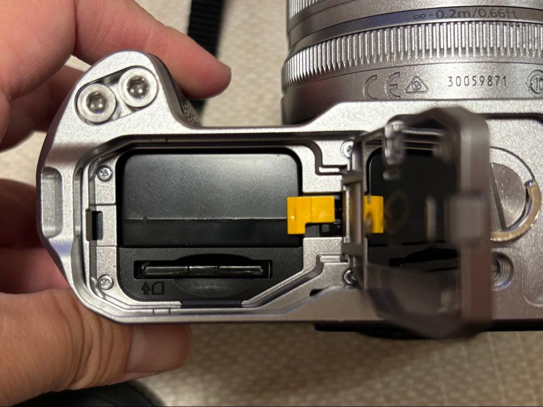 Nikon Zfc シルバー16-50VR レンズキット