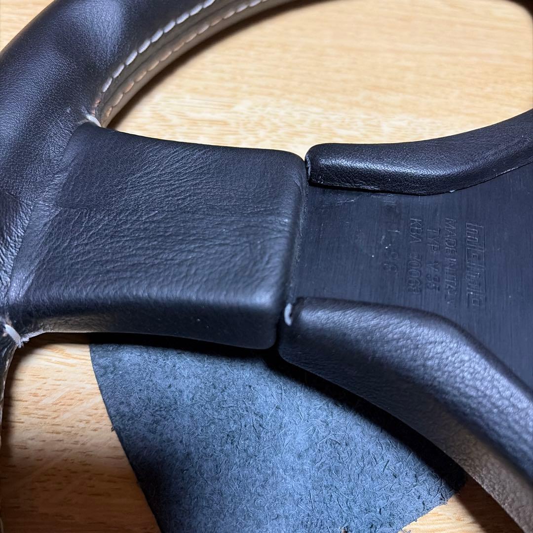 MOMO ステアリング コブラⅡ ホーンボタン付き φ35cm