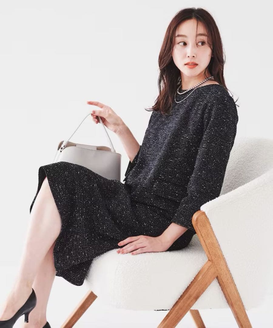 今期アンタイトル　ツイードライクジャージ サックワンピース　新品　42 13号