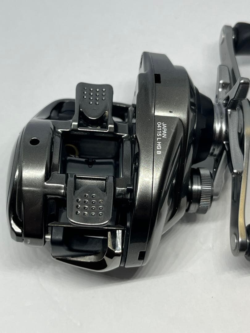 シマノSHIMAMOベイトリール20 メタニウム HG LEFT