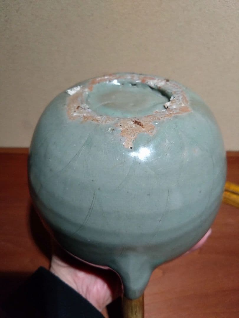 高麗青磁 線刻 水柱