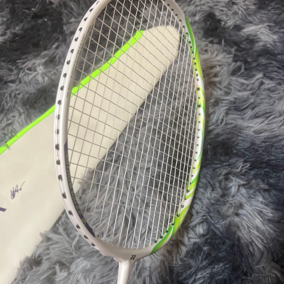 YONEX アストロクス100ZZ VA